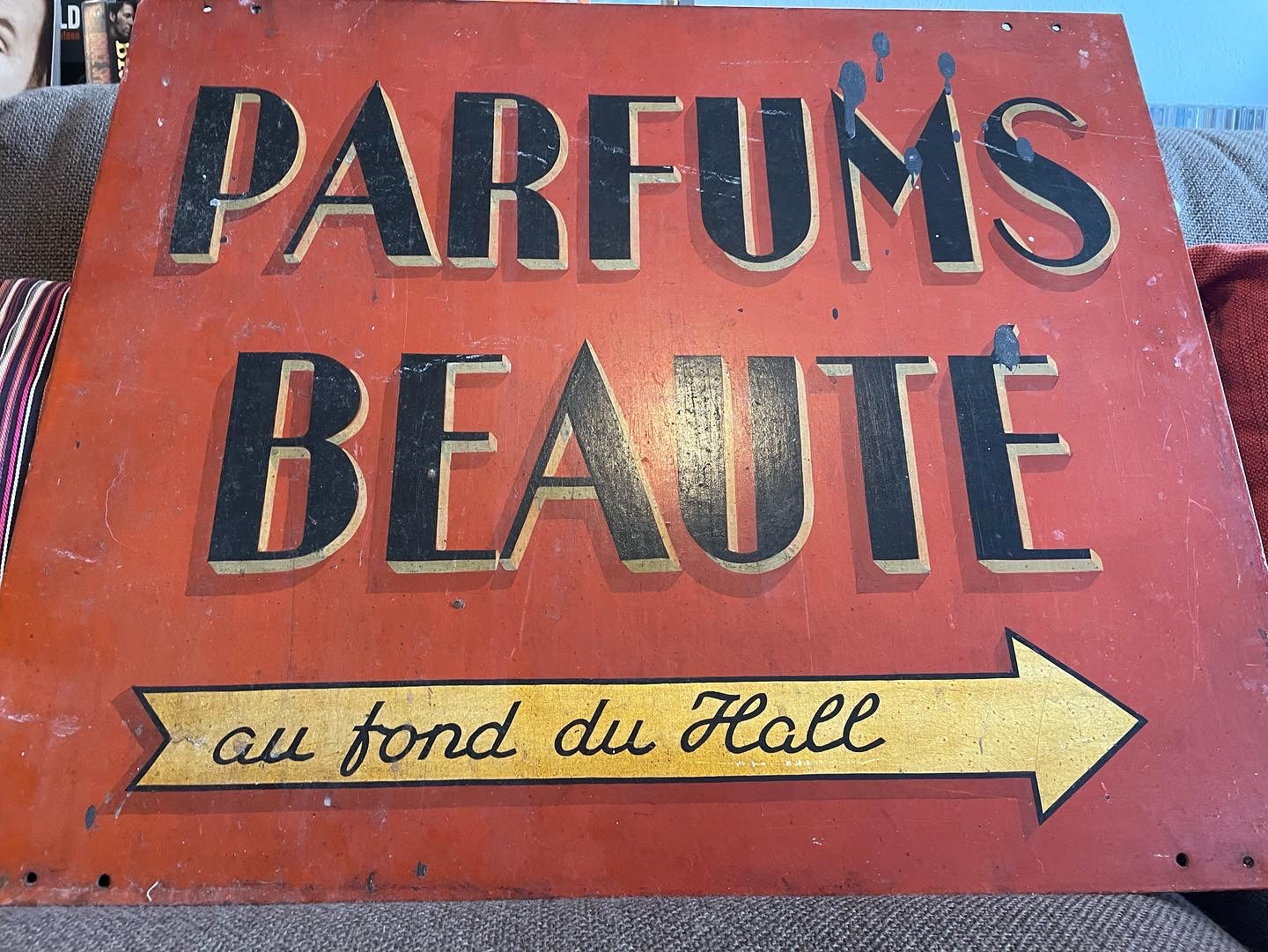 Belle Époque sign