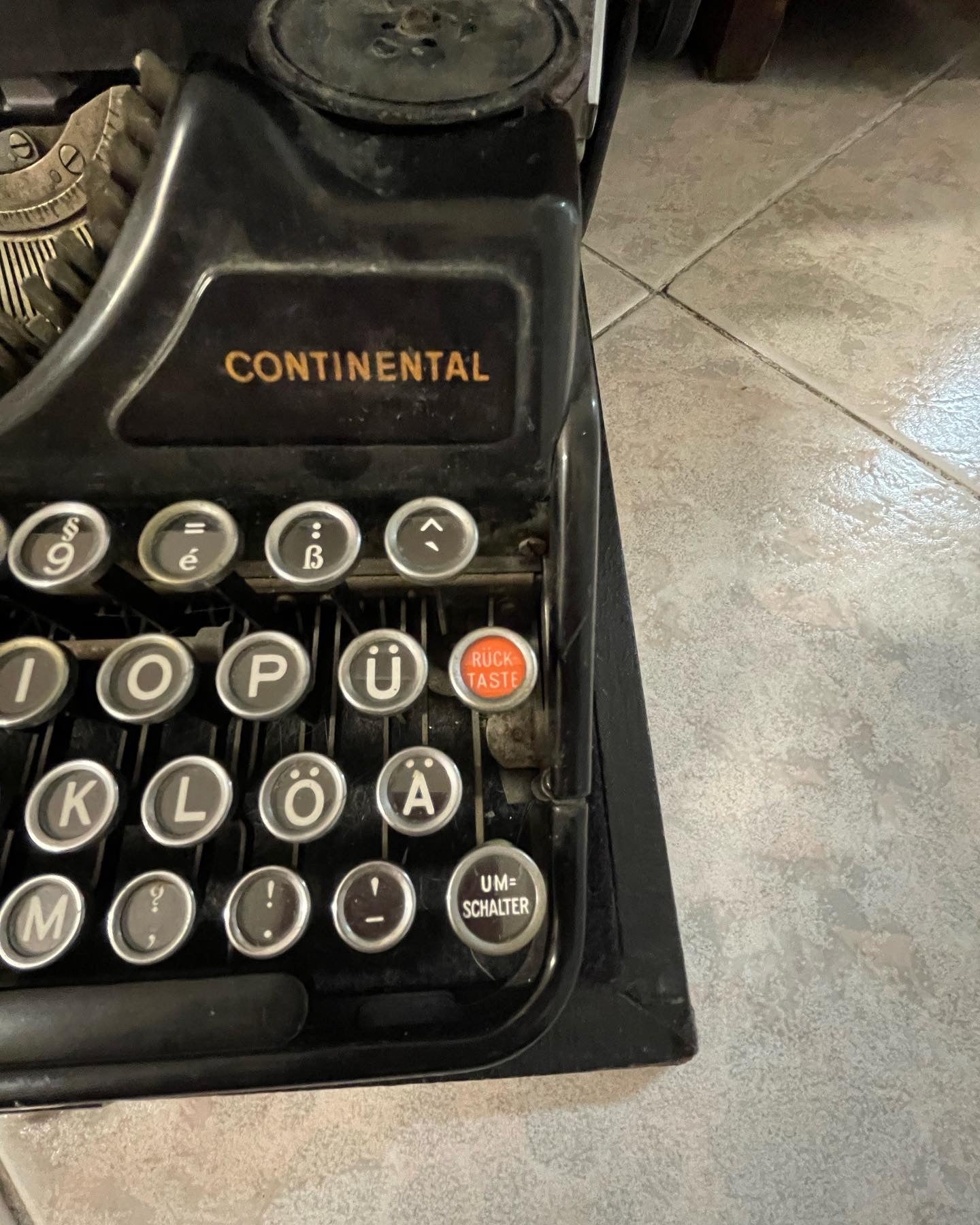 Continental Klein typewriter