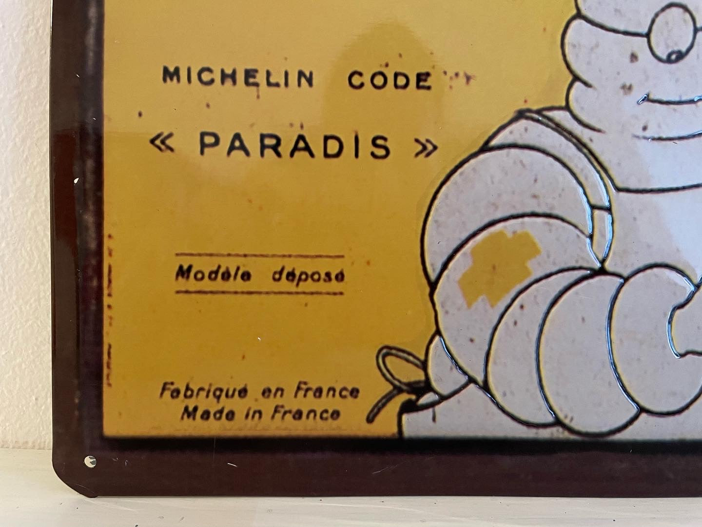 Bibendum Michelin sign