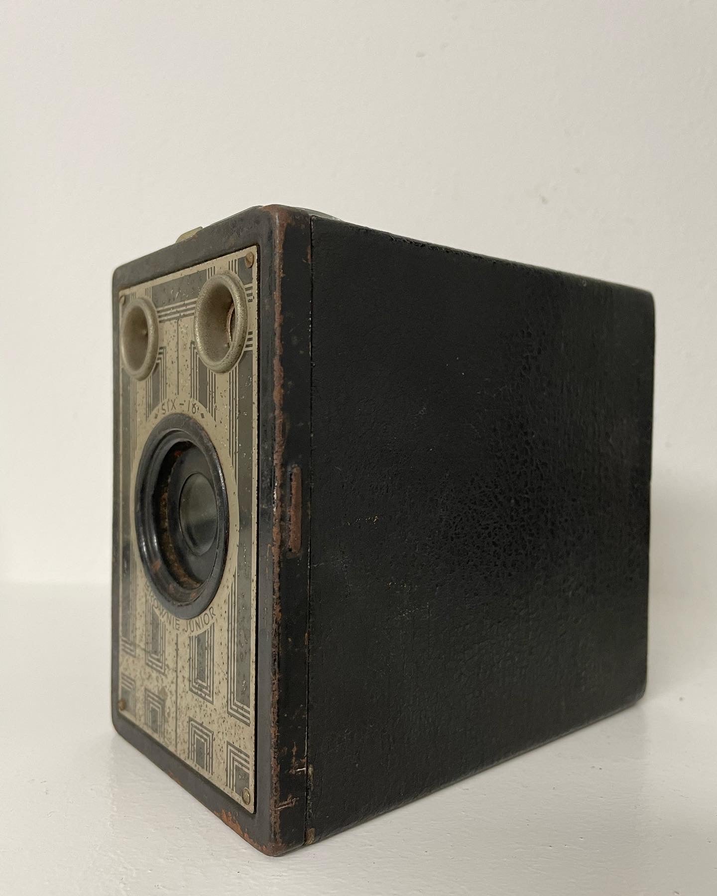 Kodak six-16 Brownie Junior