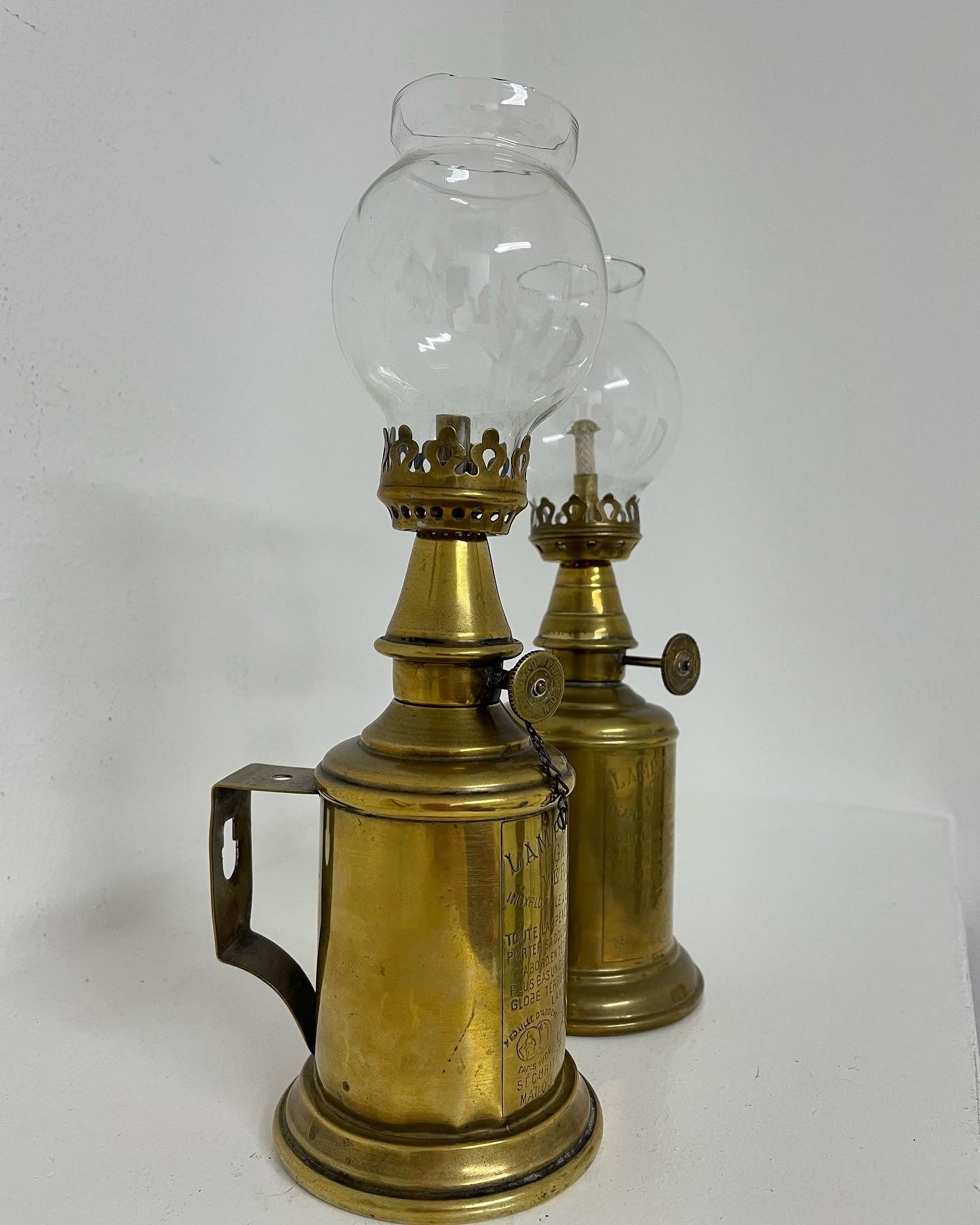 Pair of Pigeon lamps from the late 19th century