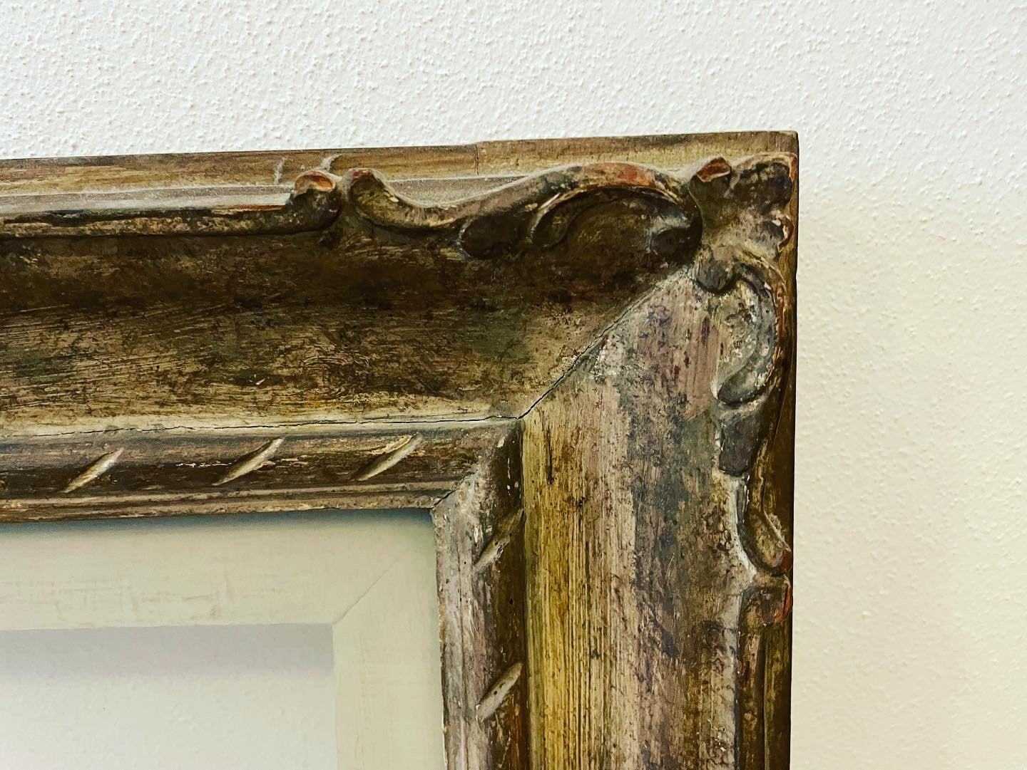 Antique picture frame