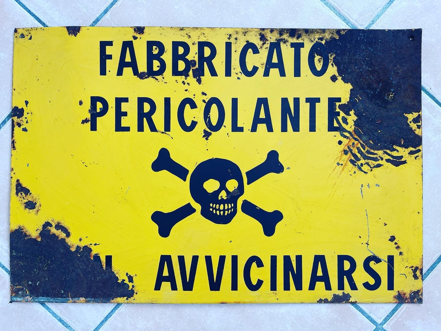 Fabbricato pericolante