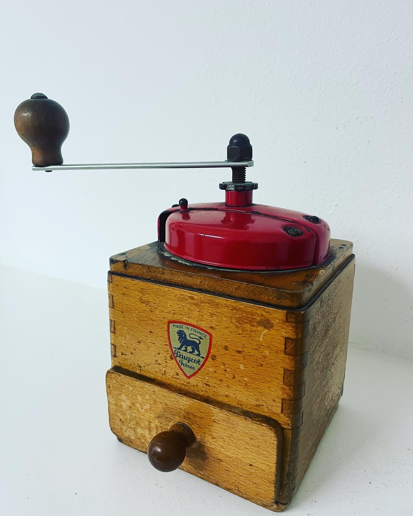 Red Peugeot grinder