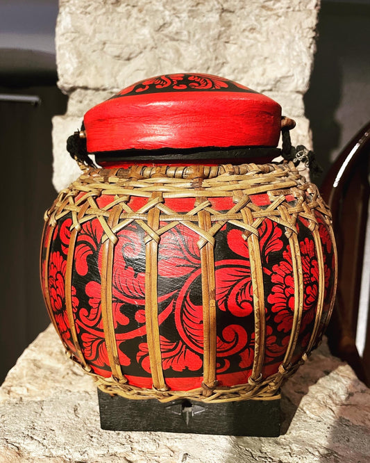 Rice basket holder