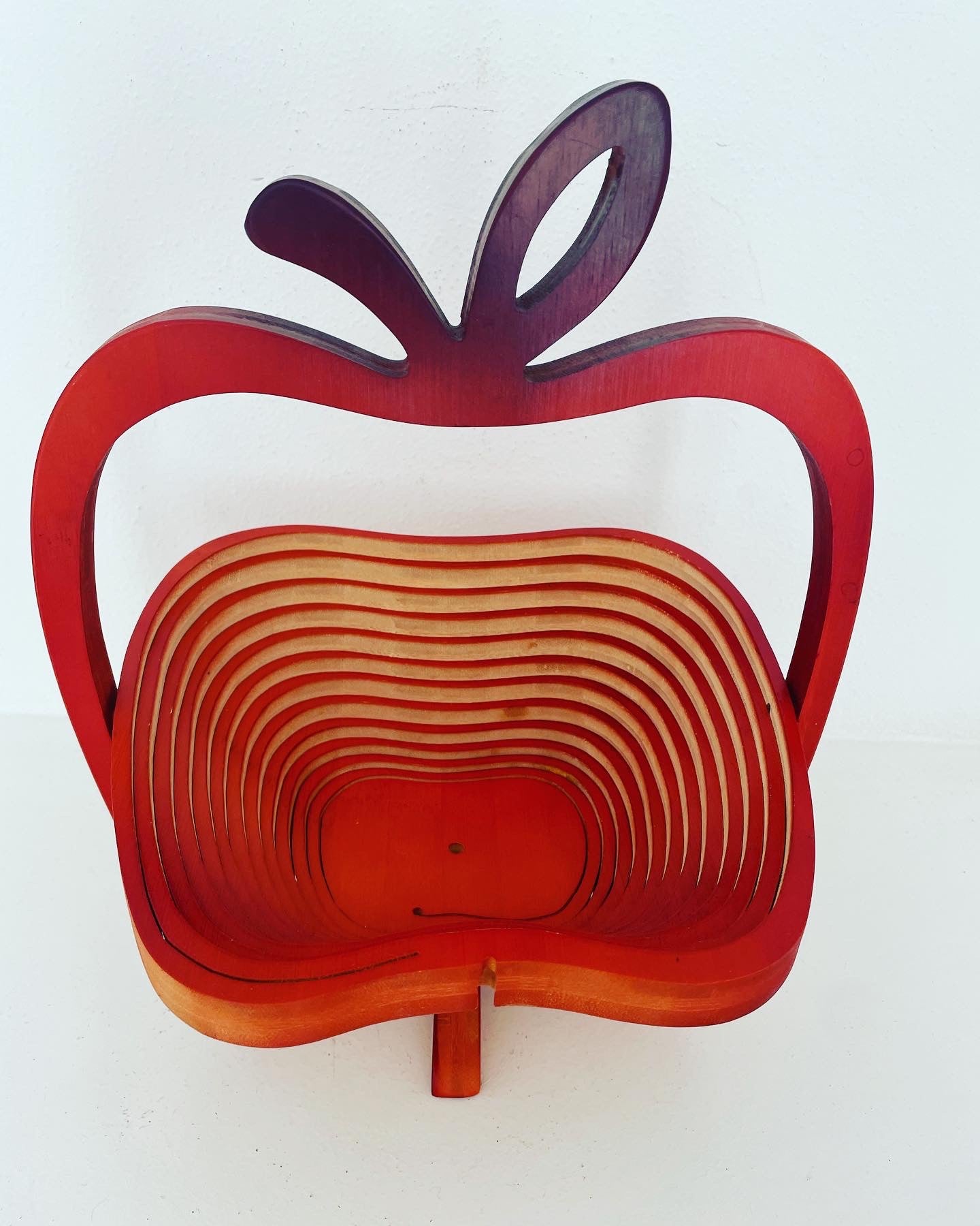 Apple fruit bowl