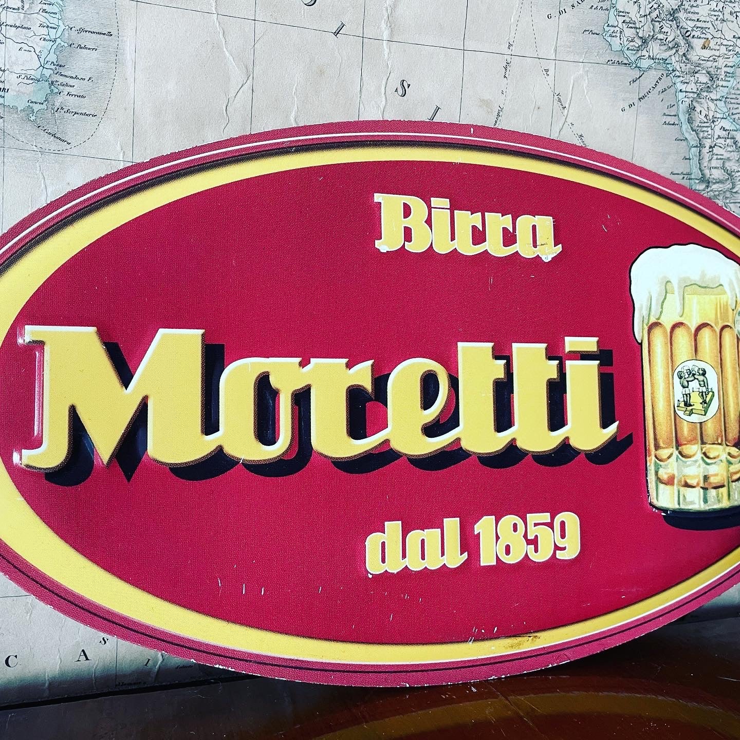 Moretti oval sign