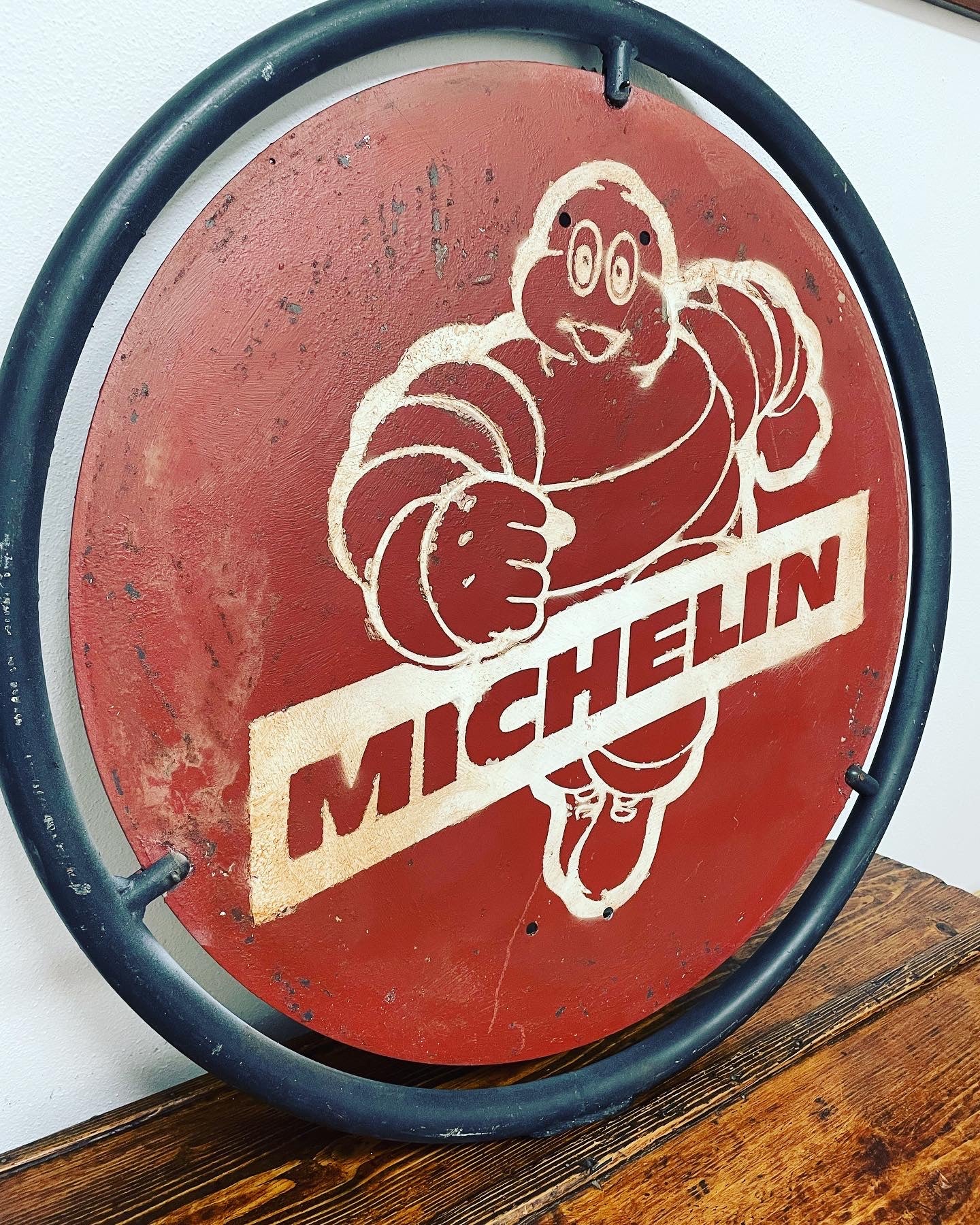 Insegna rotonda Michelin 1999