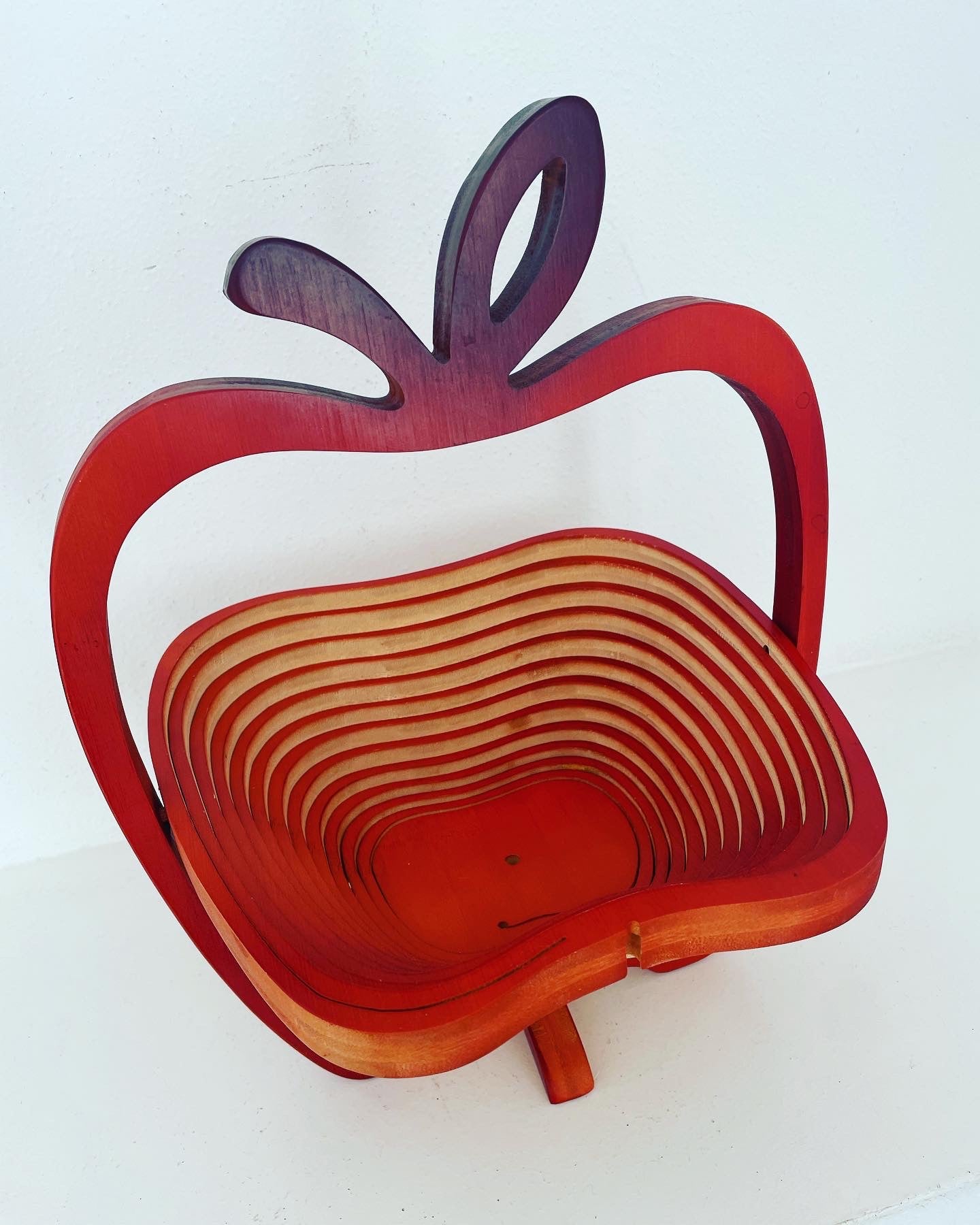 Apple fruit bowl