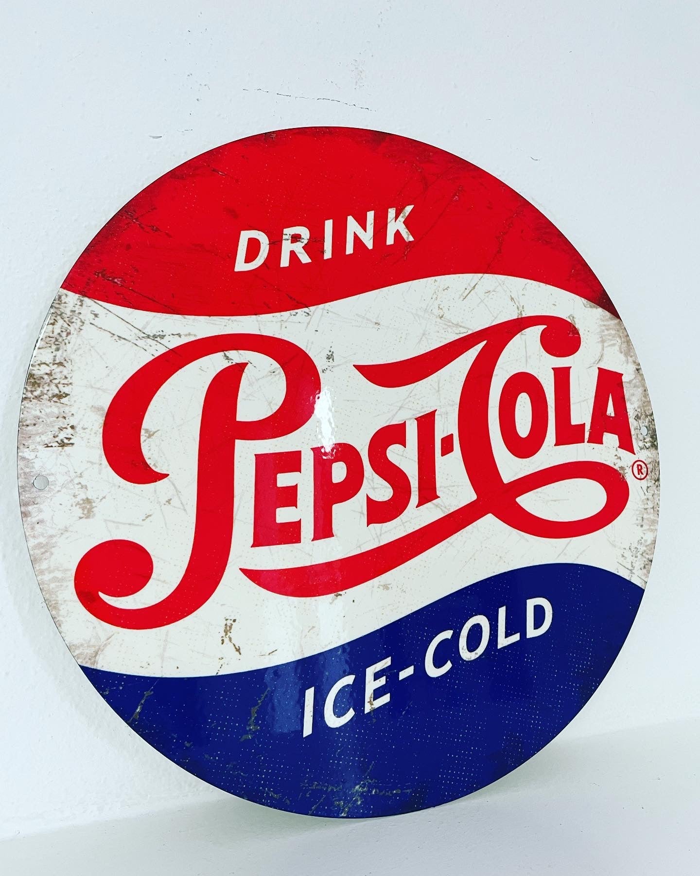 Pepsi Cola Button