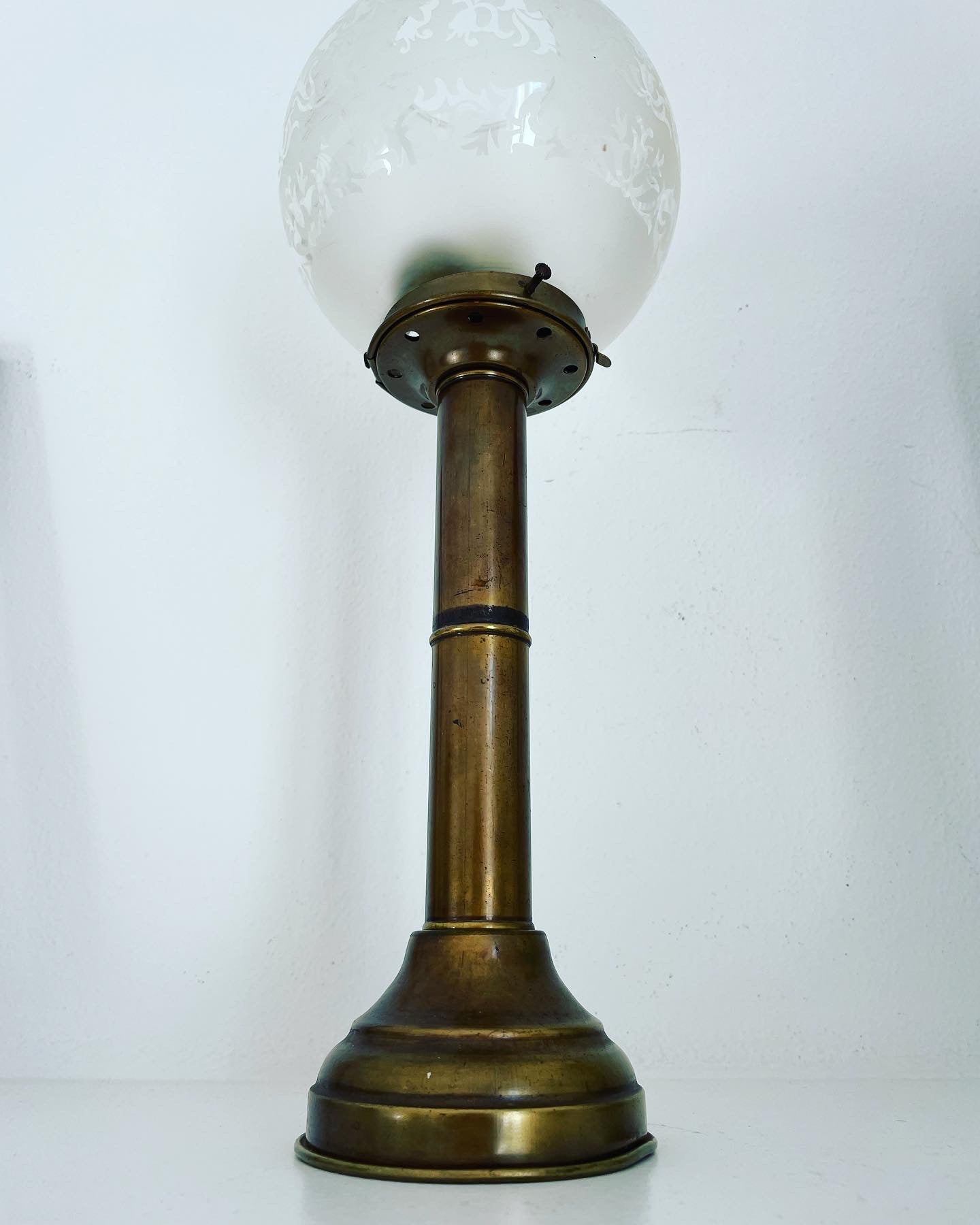 Dutch Art Nouveau Lamp