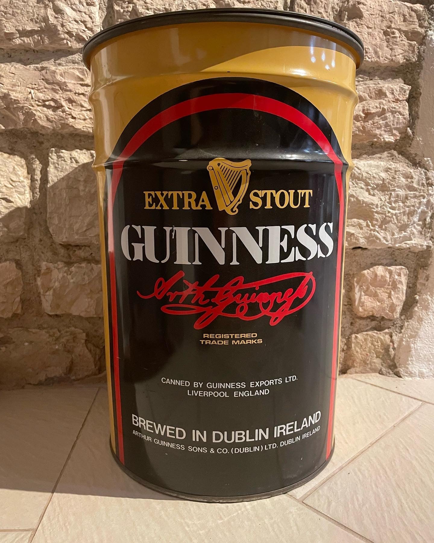 Bidone pubblicitario Guinness