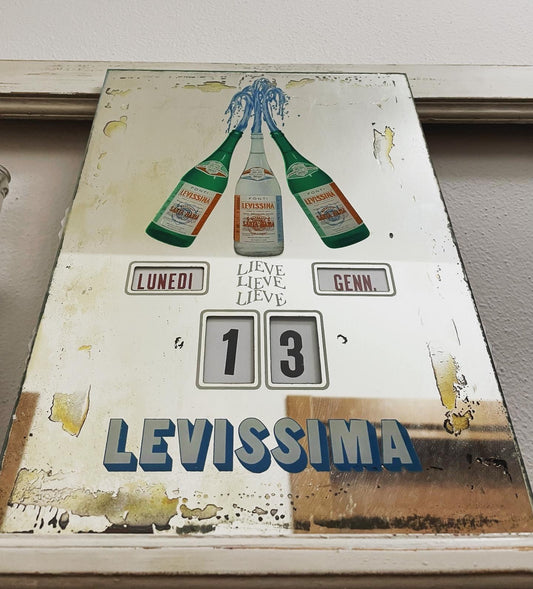 Levissima perpetual calendar