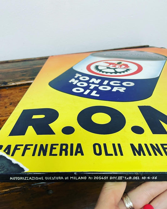 Rome Oils Sign