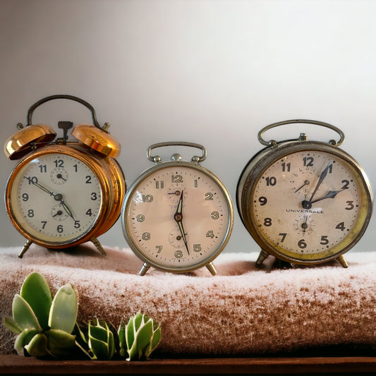 Tris alarm clocks