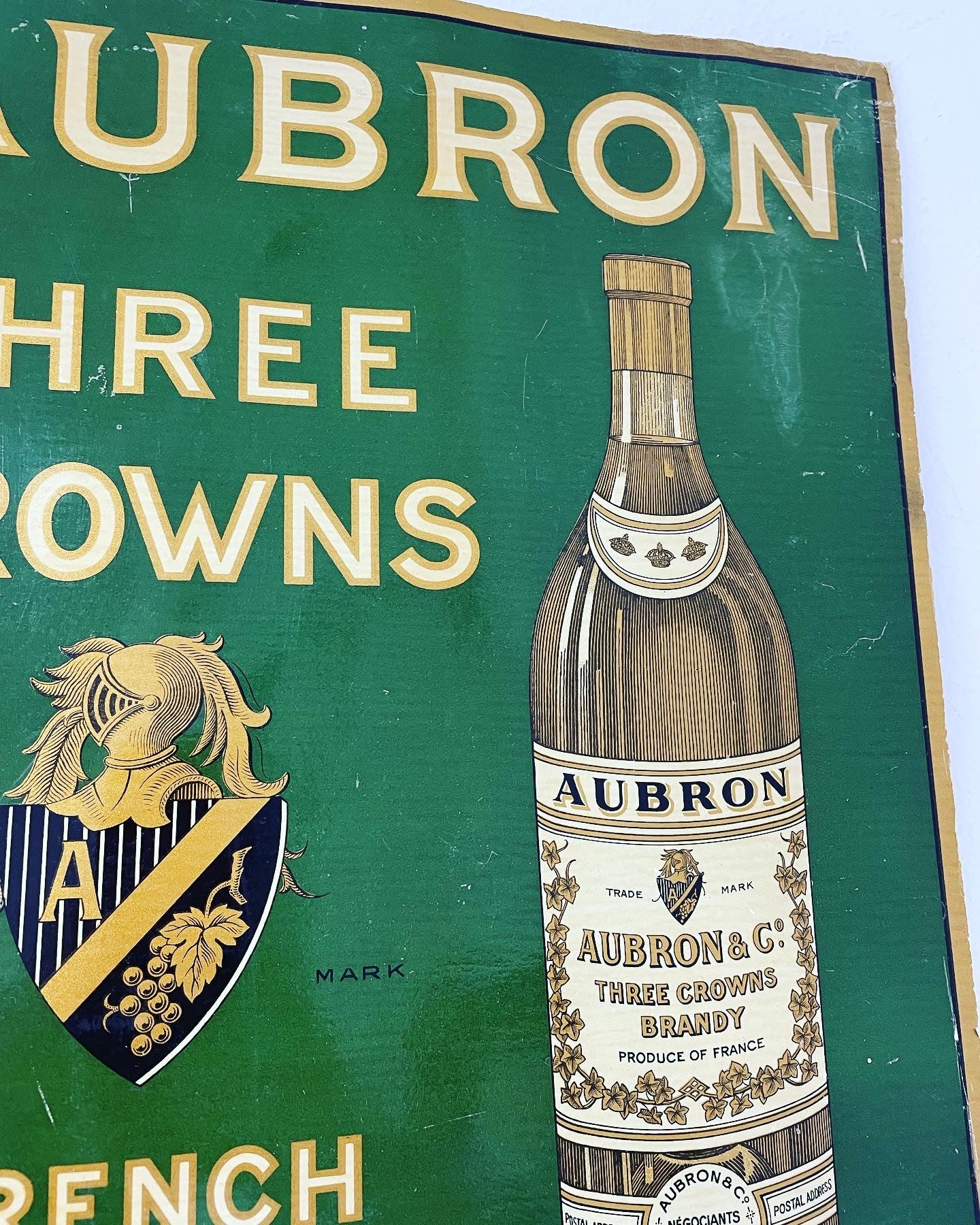 Aubron table sign