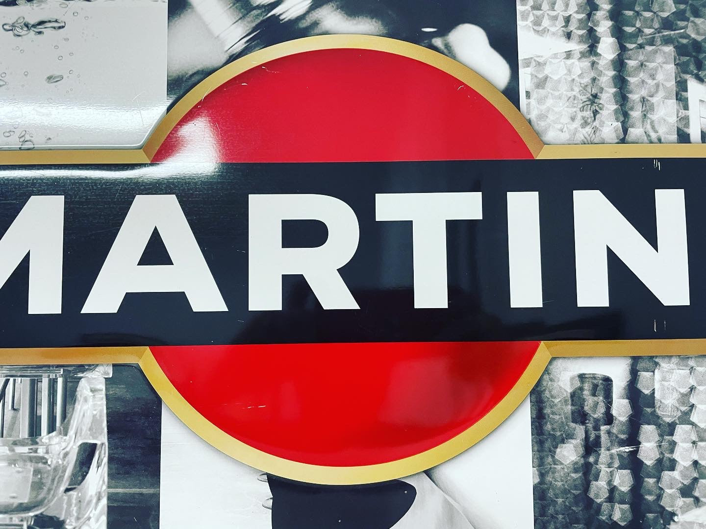 Insegna Martini latta