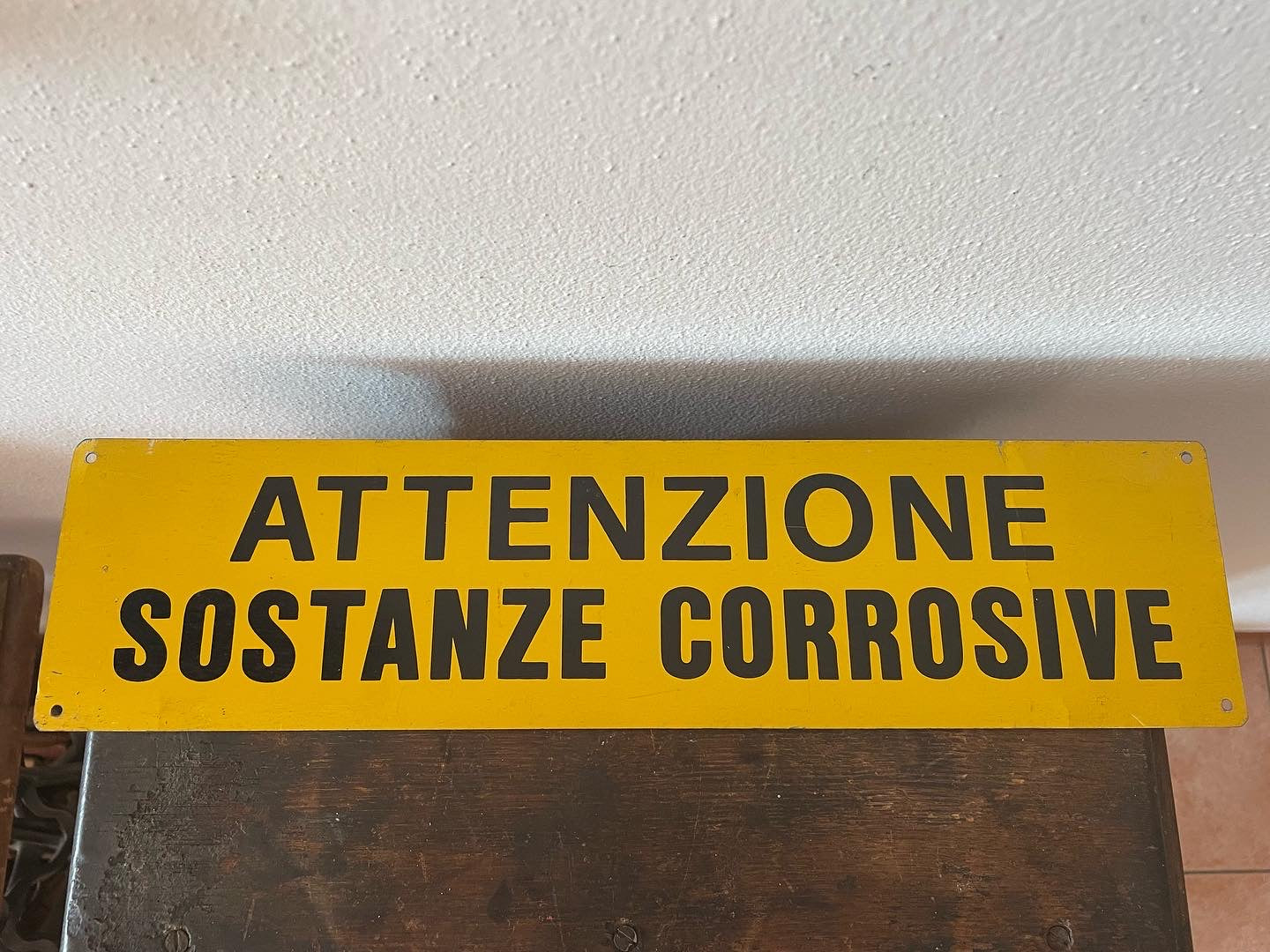 Sostanze corrosive