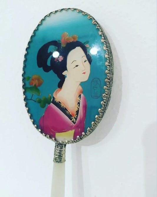 Geisha Mirror