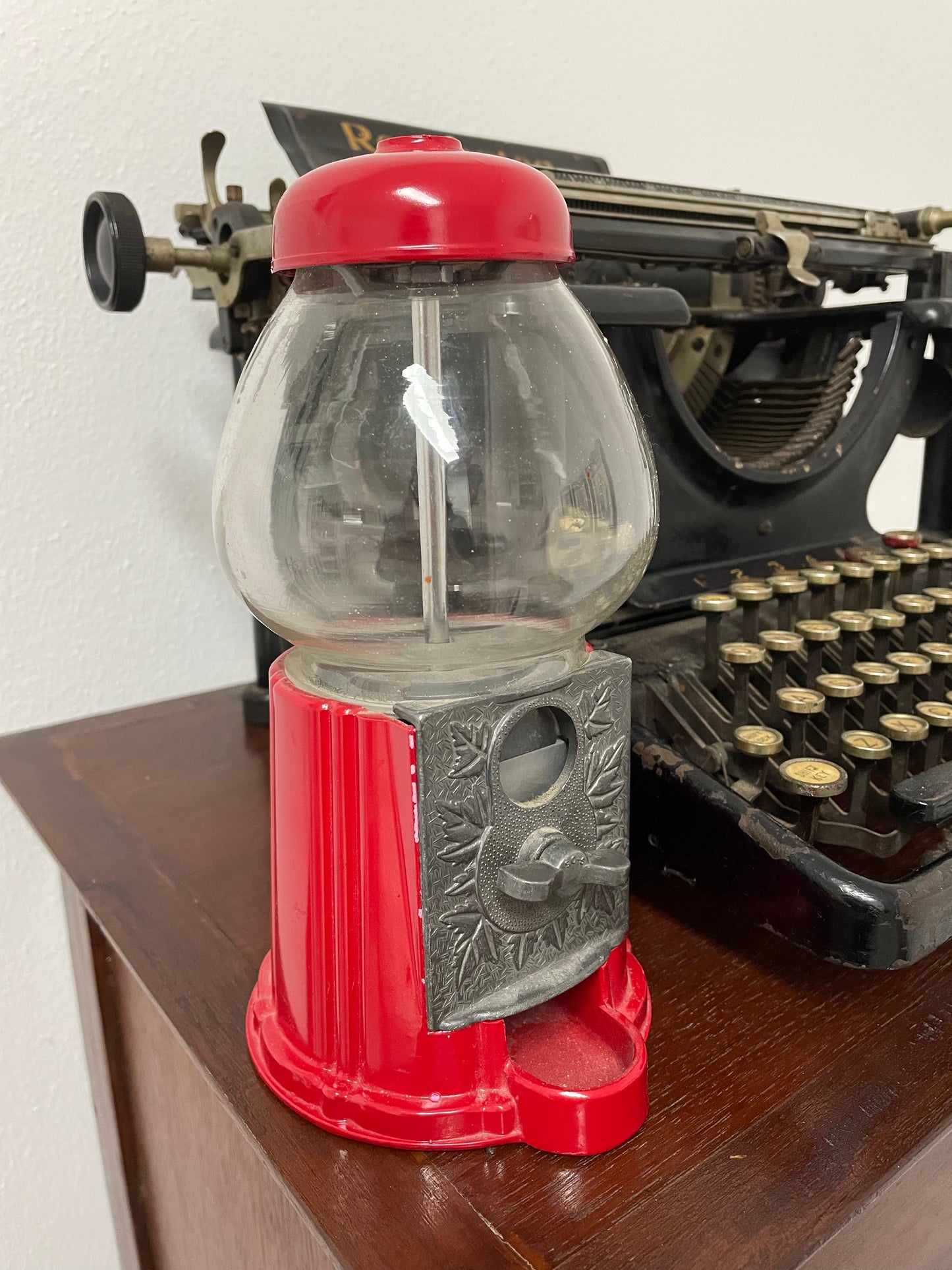 Vintage cigarette dispenser