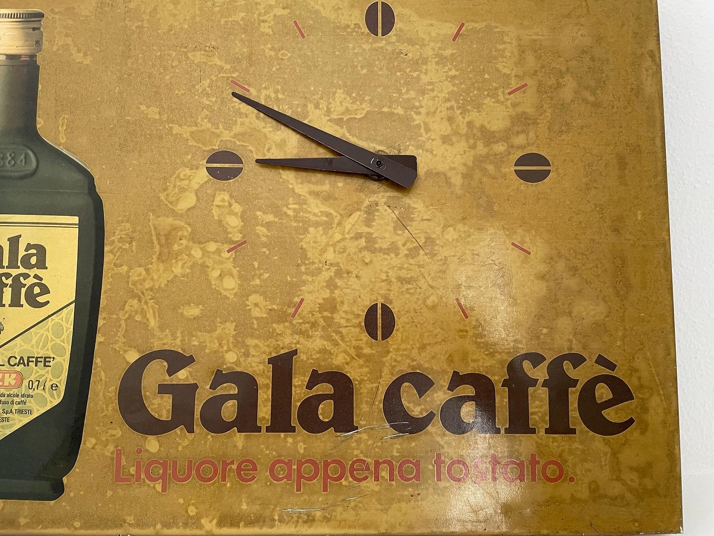 Gala Coffee Clock