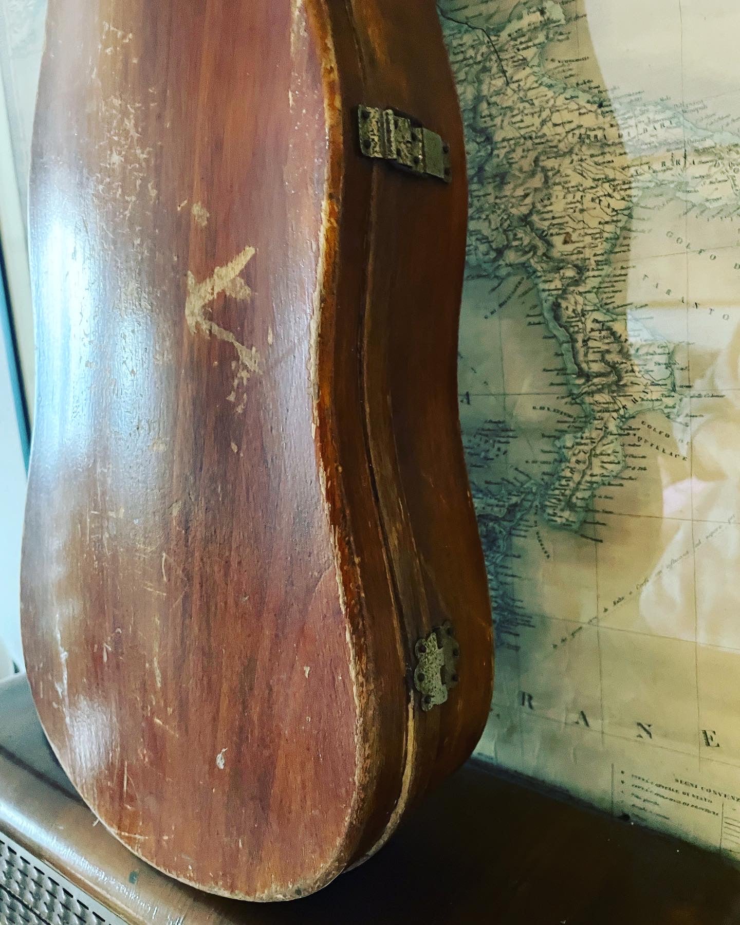 Violin case from the 40s