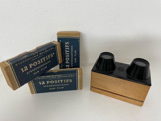 Stereoscopio 1947 e n. 36 lastre stereoscopiche, Lourdes