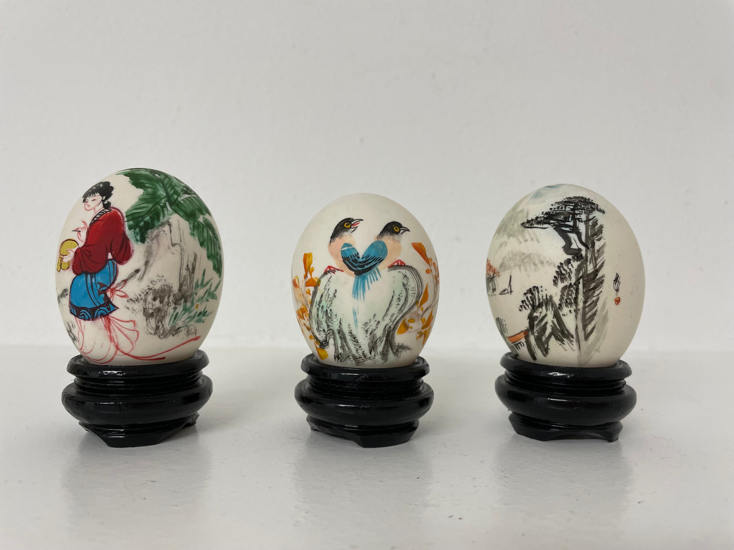 Hand Painted Chinese Egg Set