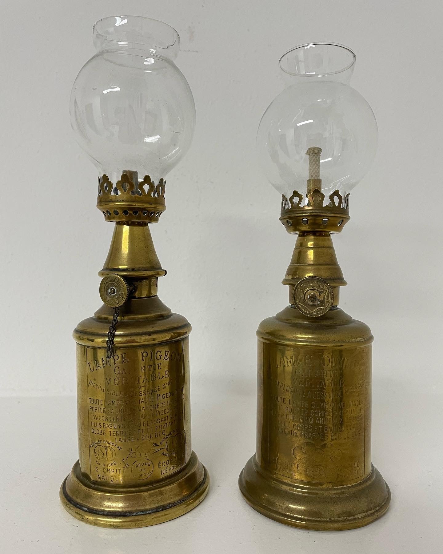 Pair of Pigeon lamps from the late 19th century