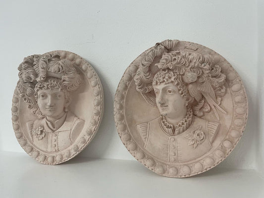 Plaster rounds portraits