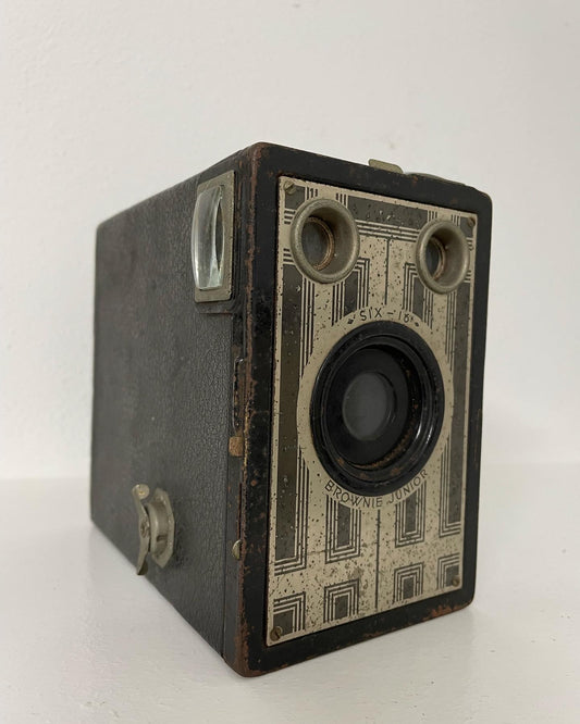 Kodak six-16 Brownie Junior